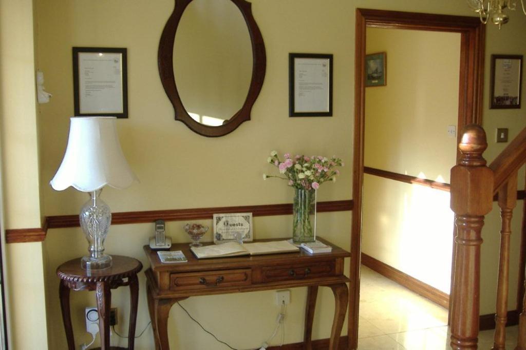 Riverwalk House B&B Утерард Экстерьер фото